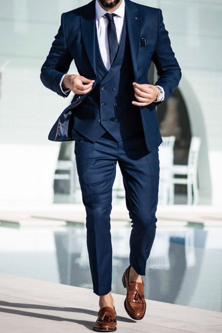 Why Should Men Choose A Wedding Blazer? post thumbnail image