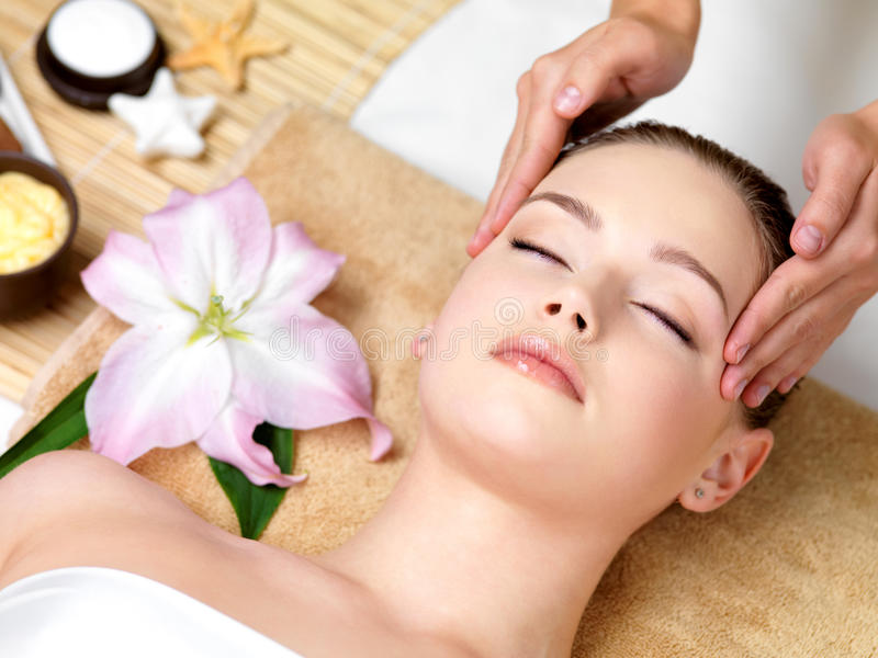 Why people should consider having business trip massage? post thumbnail image