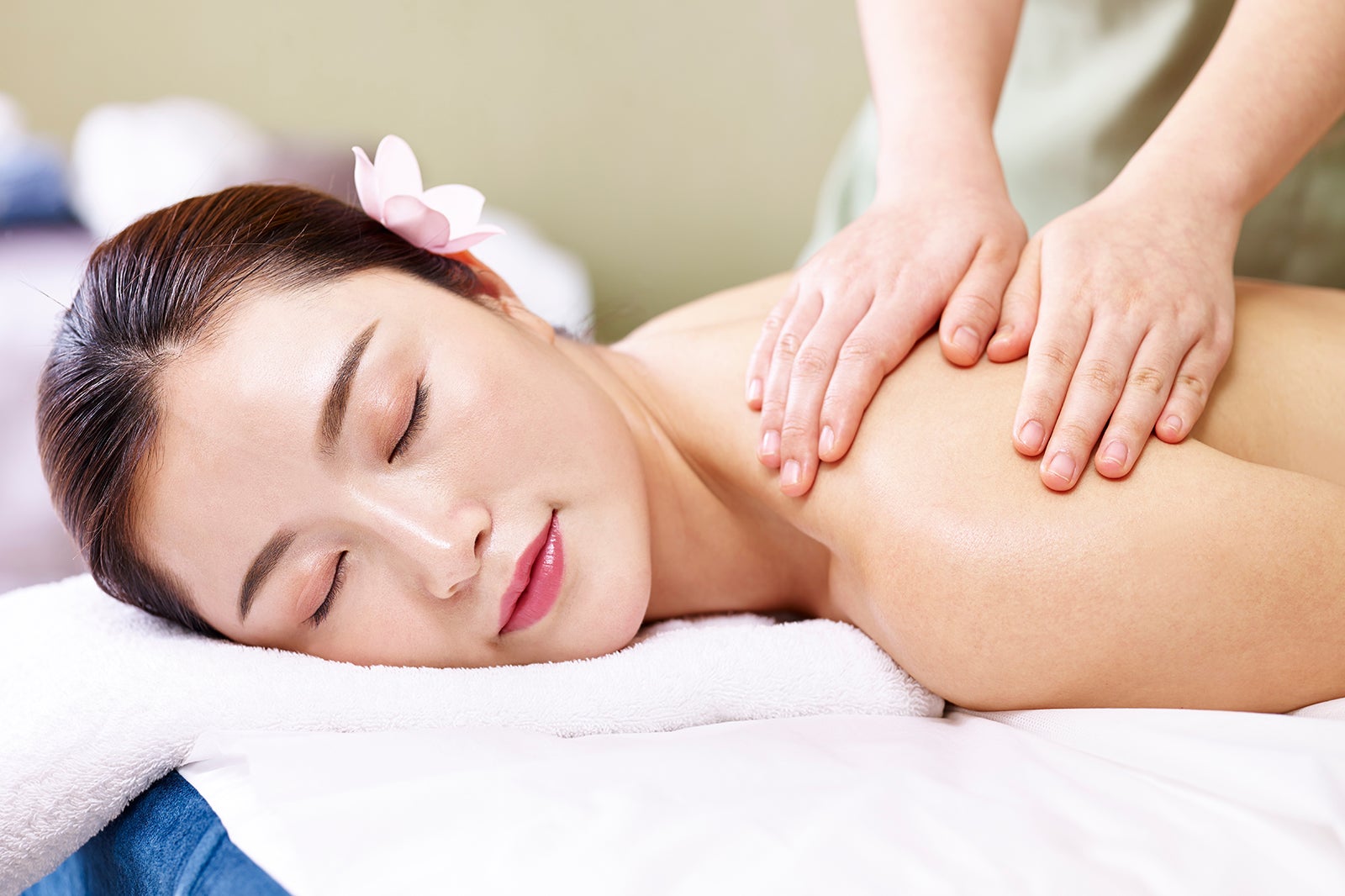 Why you will need a business trip massage post thumbnail image